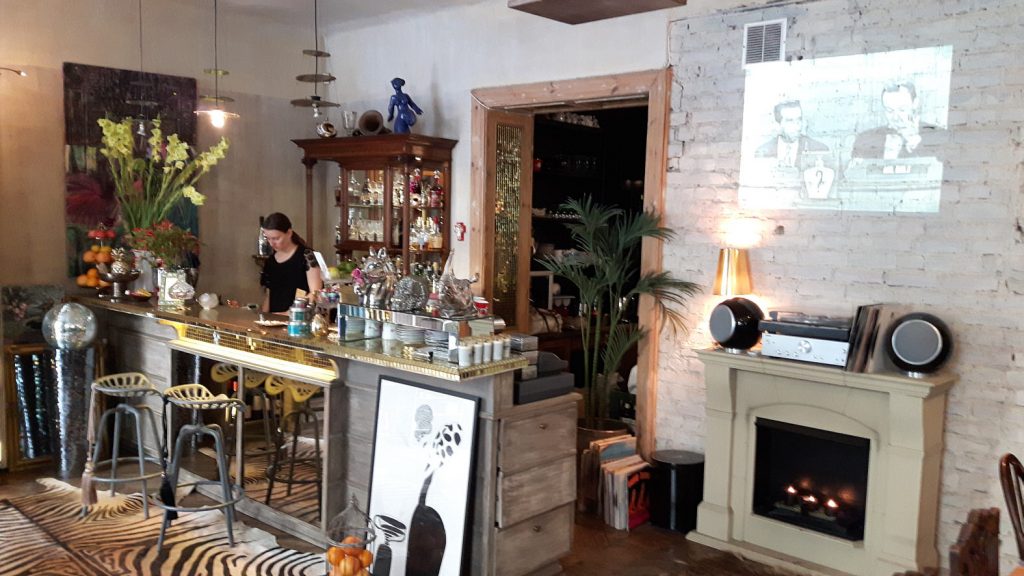 Art-Nouveau cafe in de Strelnieku iela